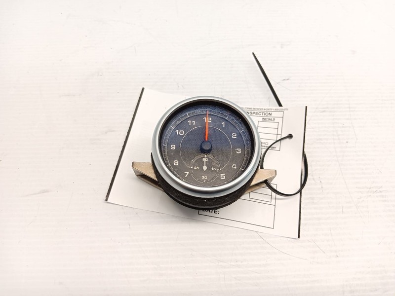 2019-2024 PORSCHE MACAN 95B.2 OEM FRONT CENTER DASHBOARD ANALOG CLOCK 7P5919204G