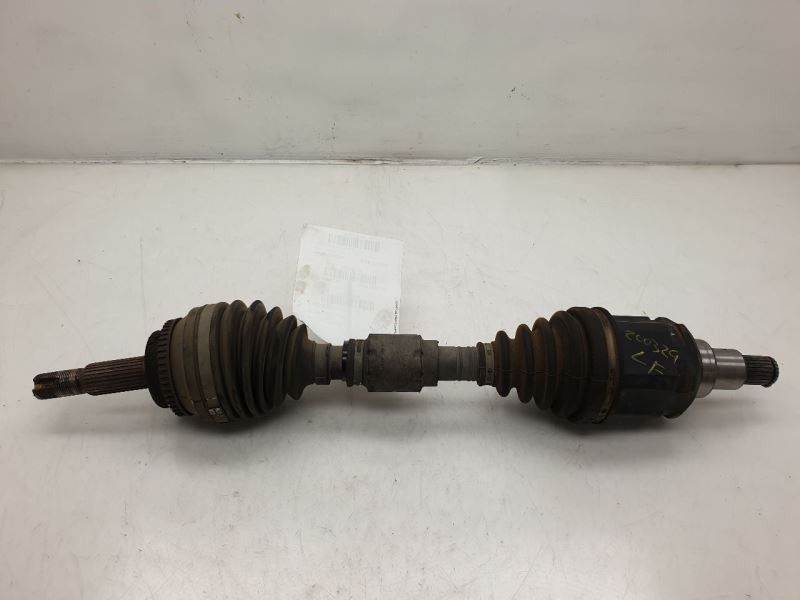 01-05 TOYOTA RAV4 4WD AT DRIVER SIDE FRONT AXLE SHAFT ASSEMBLY