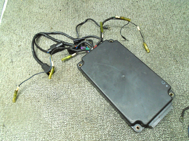 YAMAHA OUTBOARD OEM CDI UNIT(ECU) 67H-85540-00-00 OX66 2000 200 HP MOTOR PART