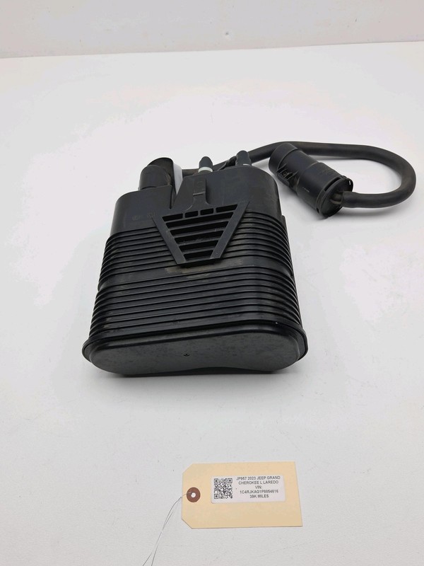 21-24 Jeep Grand Cherokee L Fuel Vapor Evaporator Canister 3.6L OEM 68403027AD