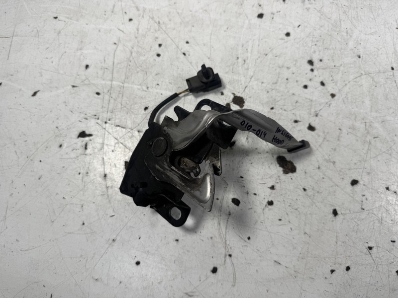 010-014 Honda Insight Hood Latch OEM