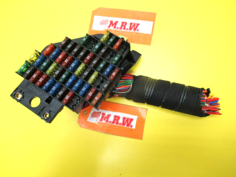 FUSE BOX RELAY SWITCH PANEL 2.3L TURBO ENGINE 4200572 4736930 for 99-09 SAAB 9-5
