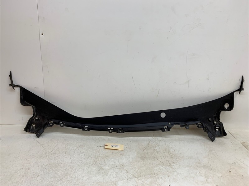 ⚡️17-23 Tesla 3 Front Windshield Underhood Trim Panel 1081693-00-G 17071 M24