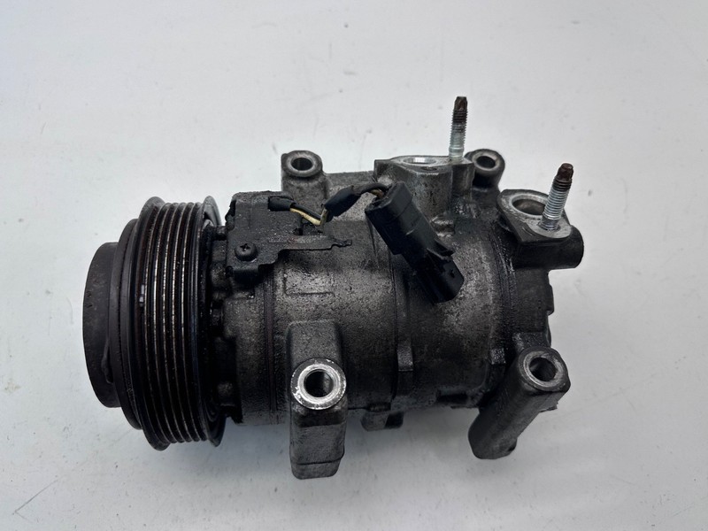 2012 Volkswagen Routan Air Conditioning A/c Ac Compressor Oem
