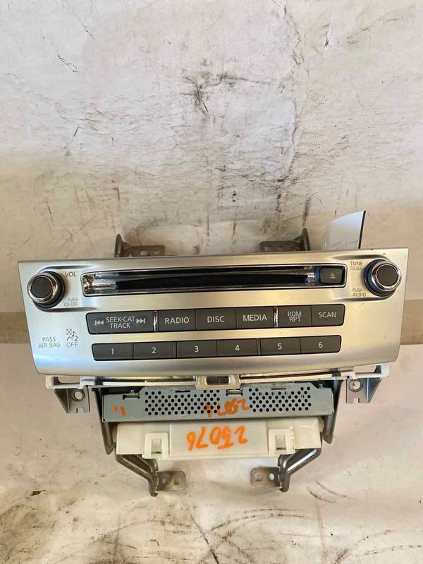 Audio & Visual Equip.(radio) INFINITI QX60 17 18 19 20