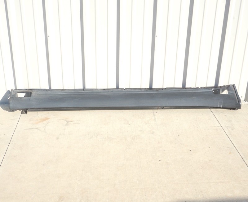2011 - 2018 PORSCHE CAYENNE ROCKER MOLDING RIGHT 7P5853554R TEXTURE OEM