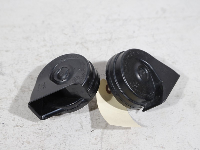 16-20 OEM Tesla Model X LEFT RIGHT FIAMM Low Pitch Tone Horn Signal SET