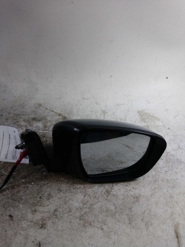 2018 Nissan Rogue Sport Right Door Mirror Assembly Black OEM Used 635096