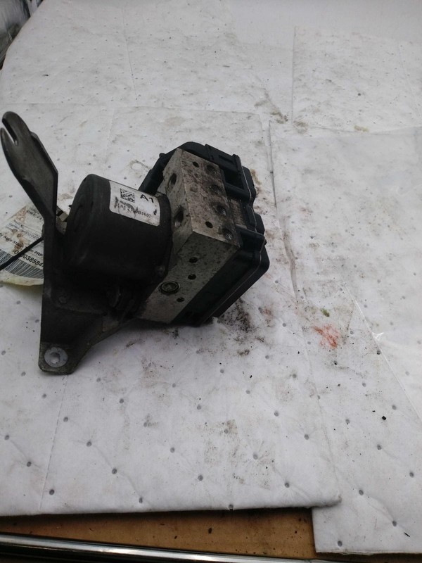 2012 Acura MDX ABS Modulator Grey OEM 57110STXA13 160k Miles