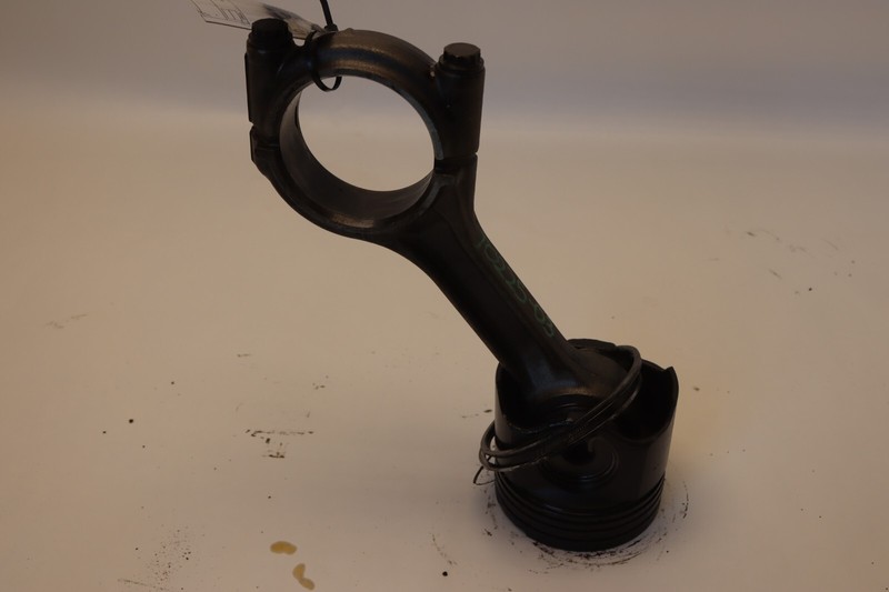 2008-17 FREIGHTLINER CASCADIA 125 DIESEL DETROIT DD15 PISTON ROD CONNECTION OEM
