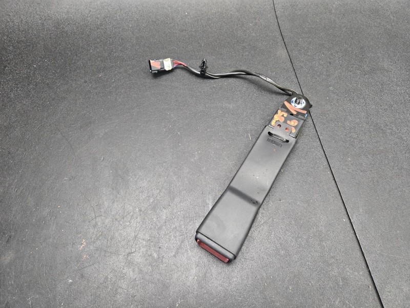 Front Right Seat Belt Buckle 2018 Ford Fusion HG9Z-5461202-BD 2017 2019 2020