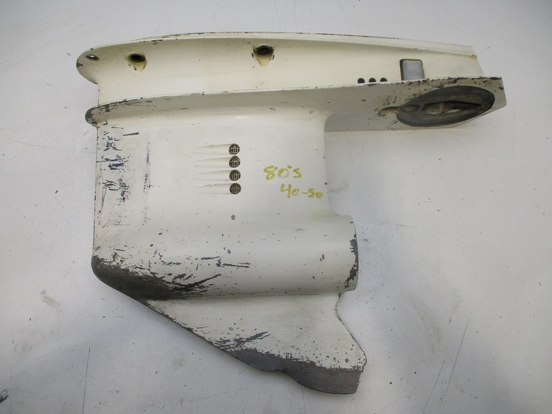 0392196 Evinrude Johnson 2 Cyl 35-75 HP Lower Unit Gear Case HOUSING ONLY 333155