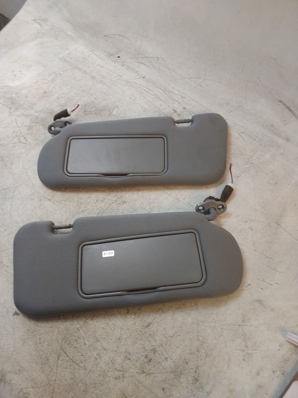 03-2009 Kia Sorento Driver & Passenger Side Sun Visor Pair Set Gray Lighted oem
