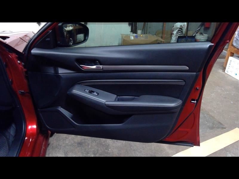 2019 ALTIMA Passenger Right Front Door Trim Panel 1062573