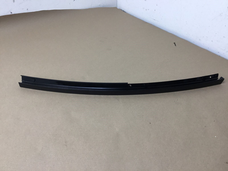 Lexus LS460 2008 Rear Left Driver Door Window Division Divider Molding 07-17 ;:Y