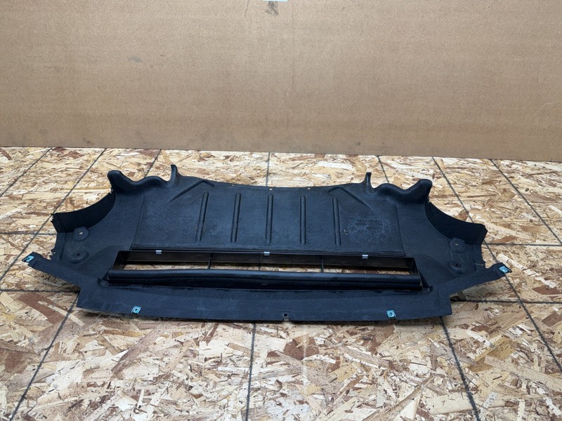 BMW E90 E92 E93 M3 2008-2013 OEM UNDER HOOD ENGINE COVER SPLASH SHIELD ASSEMBLY