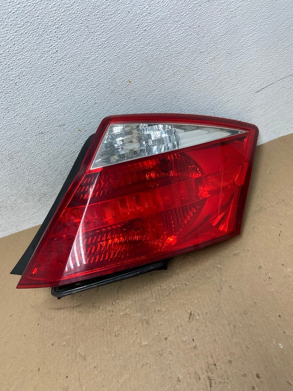 2008 to 2010 Honda Accord Coupe Right Passenger Rh Side Tail Light OEM AD7667 LK