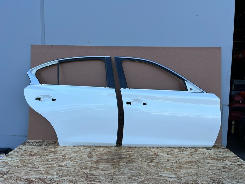 INFINITI Q50 2014-2024 OEM FRONT REAR RIGHT PASSENGER DOOR SHELL ASSEMBLY WHITE