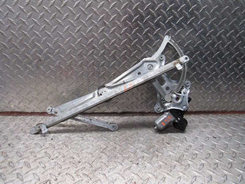 04-10 TOYOTA SIENNA LEFT DRIVER FRONT DOOR ELECTRIC WINDOW REGULATOR W/ MOTOR