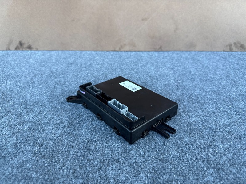 RIVIAN R1S R1T 2022-2024 OEM THERMAL MANAGEMENT COMPUTER CONTROL MODULE UNIT