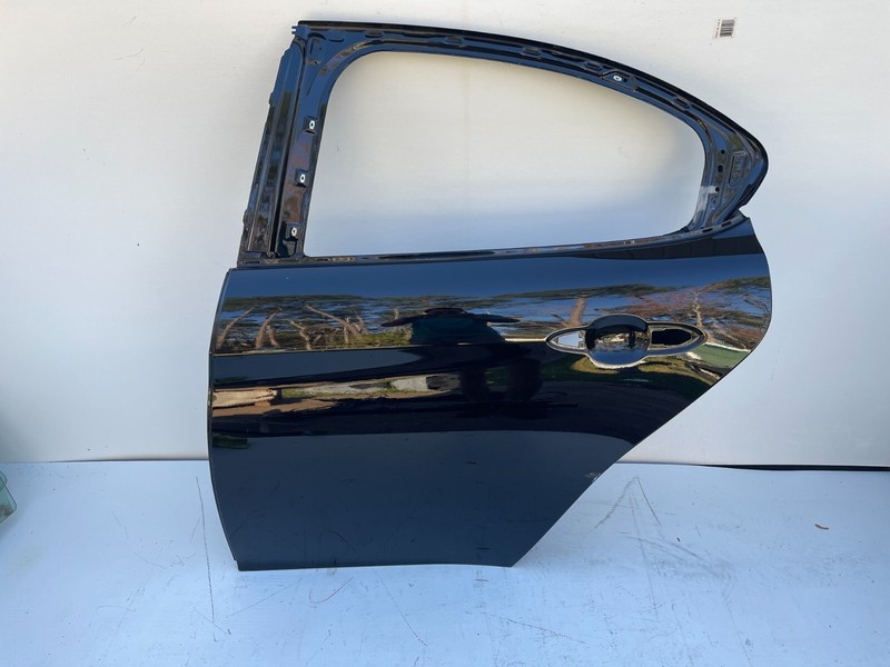 2017-2021 ALFA ROMEO GIULIA LEFT DRIVER REAR DOOR SHELL OEM