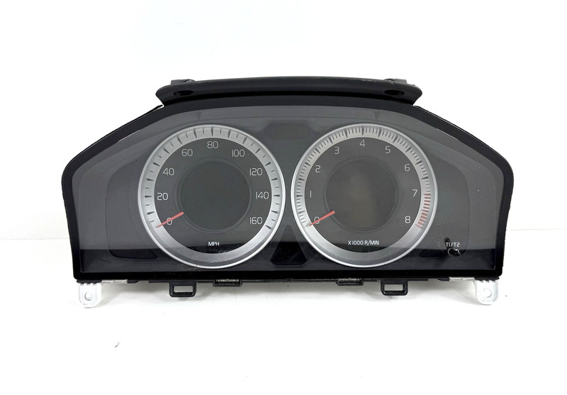 2011-2013 Volvo XC60 S60 Speedometer Instrument Gauge Cluster 95,646 Miles OEM