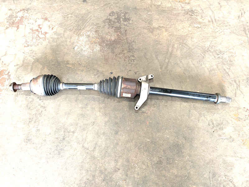 2018-2021 BUICK ENCLAVE FWD FRONT RIGHT AXLE SHAFT HALFSHAFT OEM #A0.25