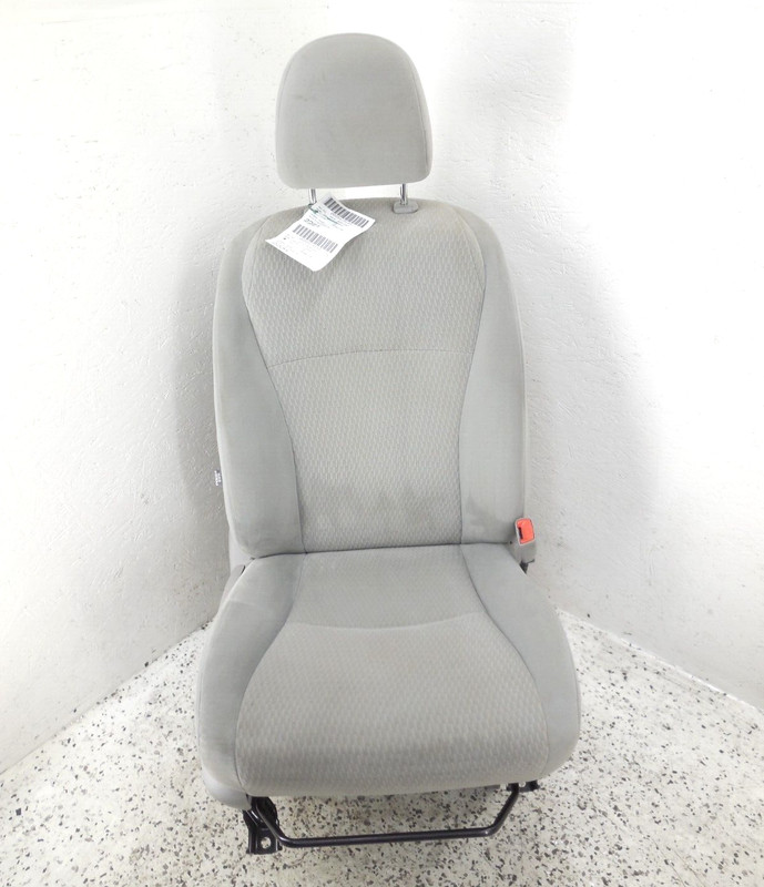 10-13 Toyota Highlander Front Seat Passenger Right Manual From 1/10 OEM Cloth
