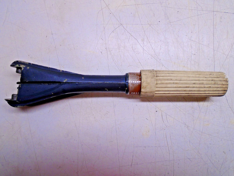 CF1 Vintage Evinrude 5.5hp Outboard Steering Tiller Handle 204188 303093 303094