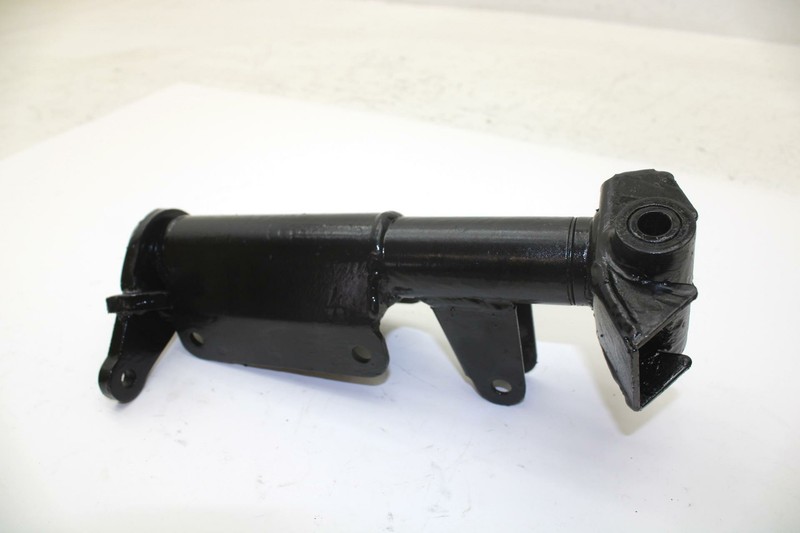 96 Arctic Cat Panther Deluxe OEM Right Spindle 0703-266 SA104