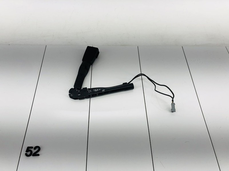 07-13 BMW 328I E92 FRONT RIGHT PASSENGER SIDE SEAT BELT LATCH BUCKLE OEM