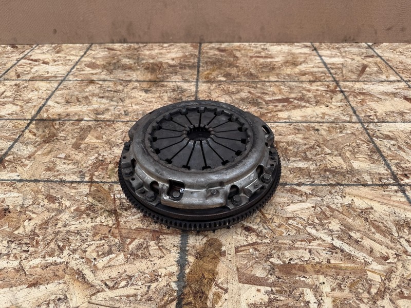 NISSAN 370Z 2009-2021 6 SPEED MANUAL TRANSMISSION CLUTCH FLYWHEEL PLATE ASSEMBLY