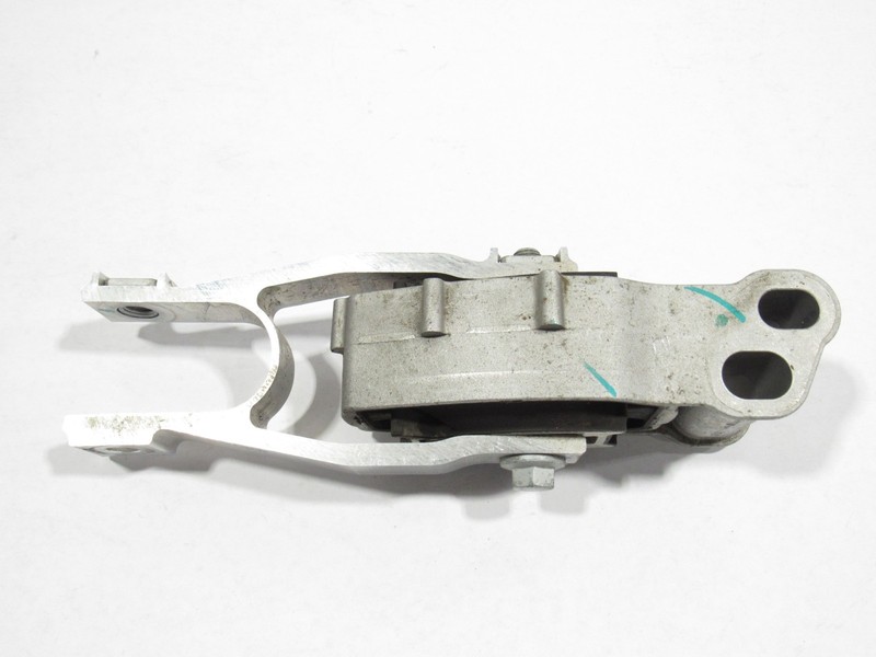 23-25 Polestar 2 2024 Front Engine Motor Support Bracket Mount ;:Y