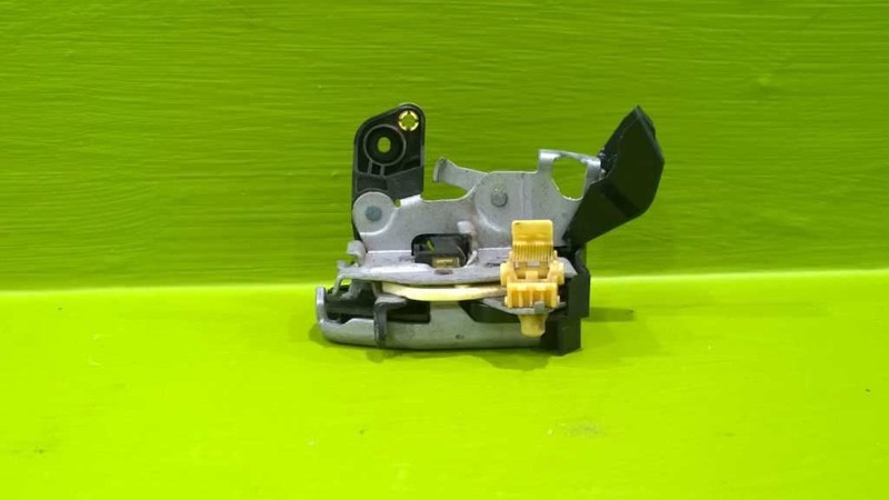 08 E350SD DRIVER LEFT FRONT DOOR LOCK LATCH OEM 3596-16