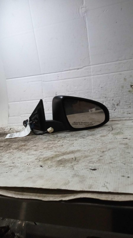 Used Right Door Mirror fits: 2016 Toyota Camry Power heated w/o blind spot alert