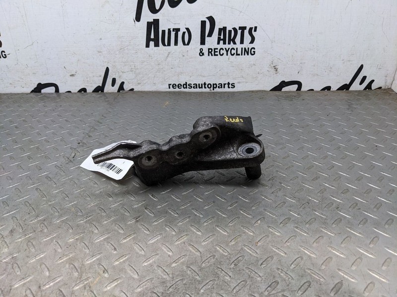 Chevy Cruze 1.8L 2009-2017 Right Support Base 13248507 13248510 13248511 1177795