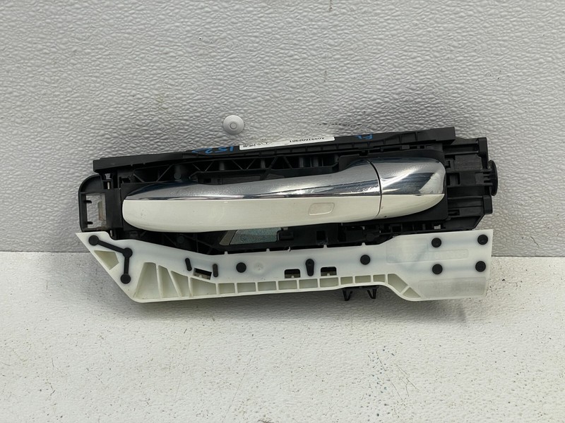 2014-2017 Mercedes S550 Front Left Driver Exterior Door Handle White 1523 OEM