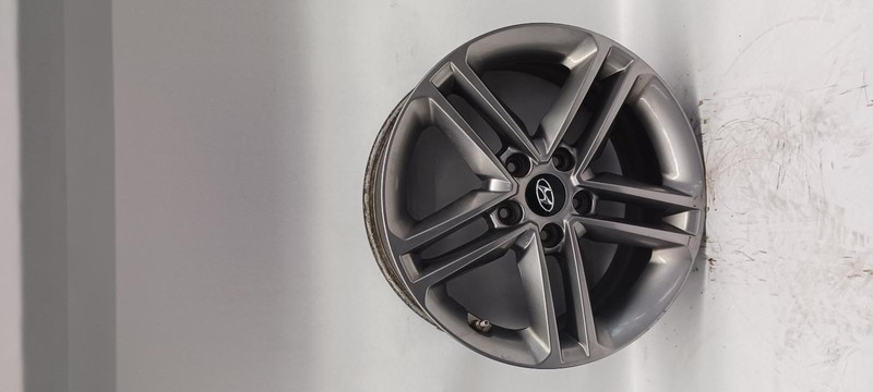 17-'18 HYUNDAI SANTA FE Sport Wheel 17x7 alloy OEM Grade B