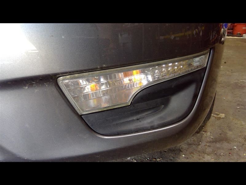 Driver Corner/Park Light Fog-driving Bumper Mounted Fits 04-19 SENTRA 1366592