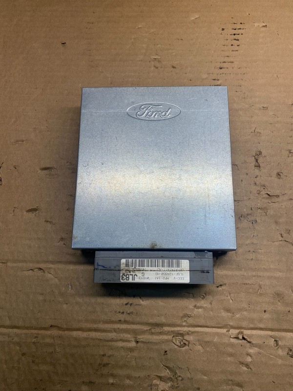 2000 2001 Ford Ranger 3.0L Engine Control Unit ECU Computer Module AD9369 DG