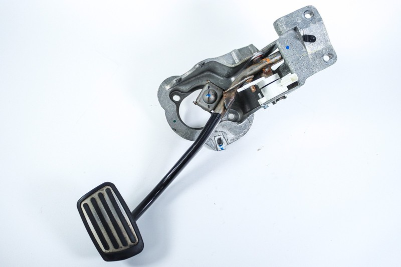 2016 Cadillac CTS-V LT4 6.2L V8 OEM Brake Pedal Assembly OEM 23306504 *USED*