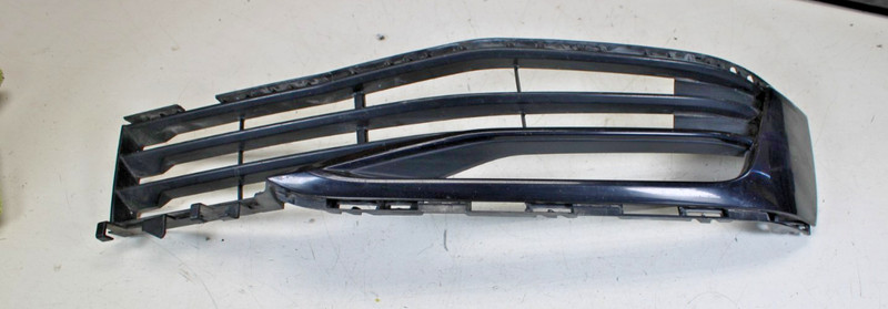 17-20 Bmw G30 5 330I MSPORT Right Lower Bumper Open Grid Intake Grill Original