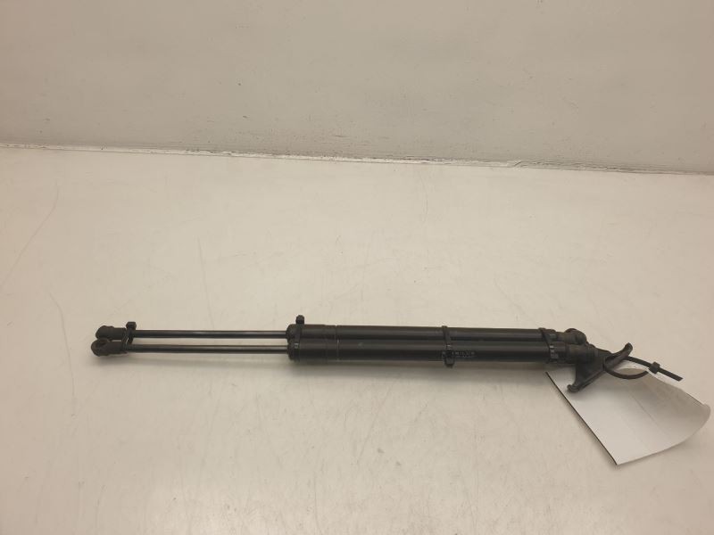 2010 TOYOTA MATRIX LEFT AND RIGHT SIDES LIFTGATE LIFT SUPPORTER ASSEMBLY
