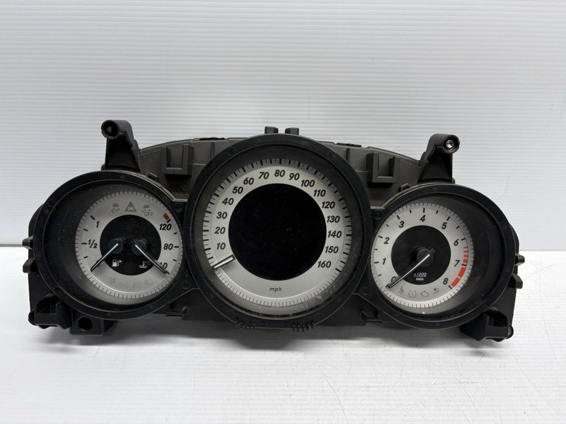 12-14 Mercedes W204 C300 C250 Instrument Speedometer Cluster 2049004309 OEM