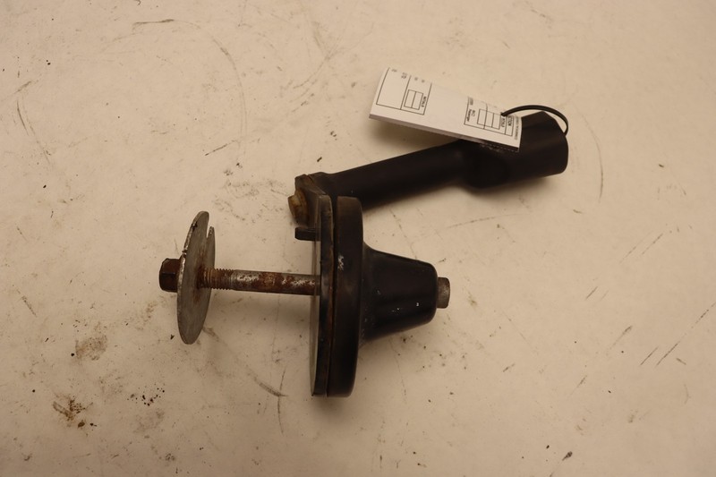 2008-2017 FREIGHTLINER CASCADIA 125 LEFT DRIVER SIDE BONNET HOOD LATCH LOCK OEM