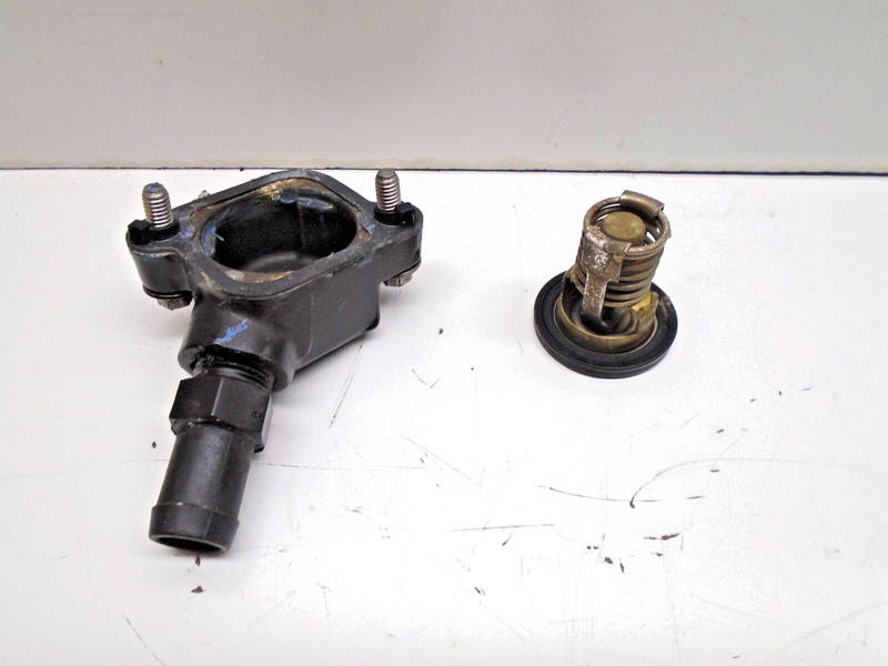 C5a Mercury 200-225-250 DFI Thermostat Cover 887601-C02 and thermostat 8M005307