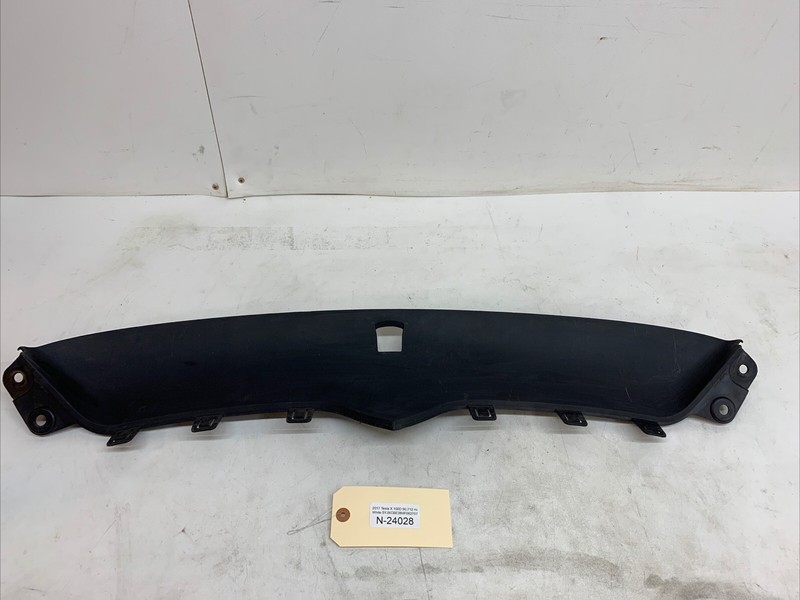 ⚡️2016-2019 TESLA MODEL X FRONT UPPER INSERT FACTORY OEM 24028 U8