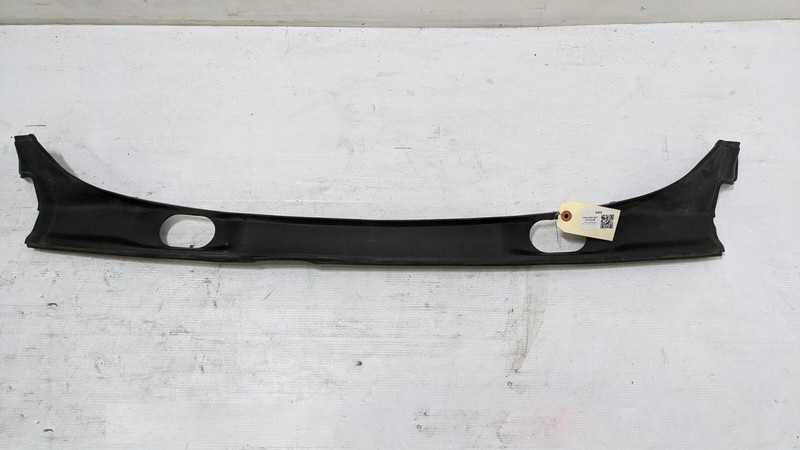 Trunk Liftgate Upper Gutter Cover 2017 Acura MDX 74360-TZ5-A01 2014 - 2019 2020