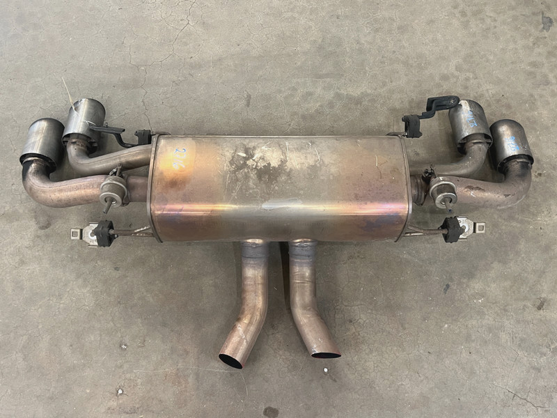 ⭐17-22 ALFA ROMEO GIULIA QUADRIFOGLIO REAR EXHAUST MUFFLER TAIL PIPE OEM LOT2716