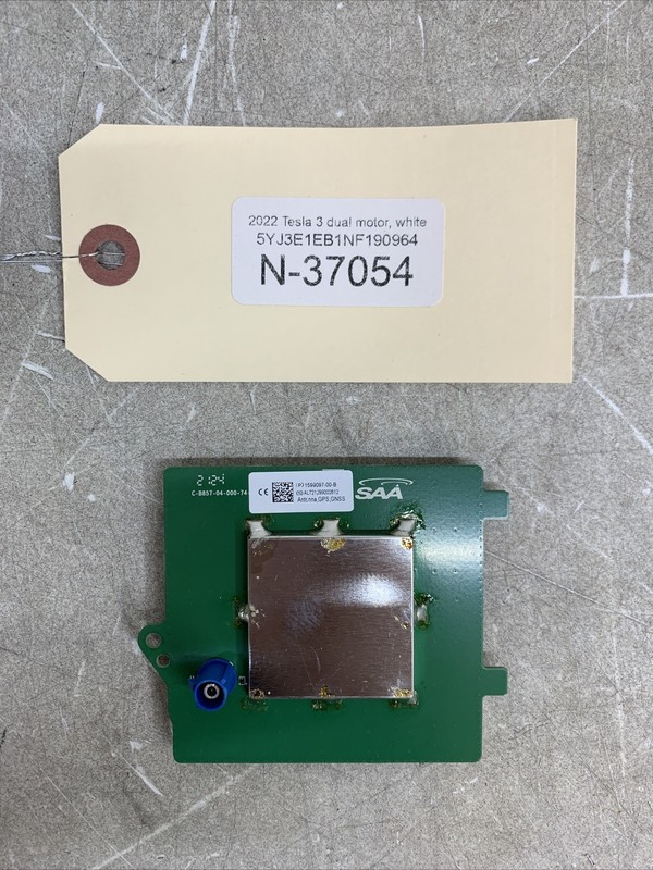 ⚡️17-22 TESLA MODEL 3 GPS NAVIGATION ANTENNA MODULE GNSS UNIT 37054 B133
